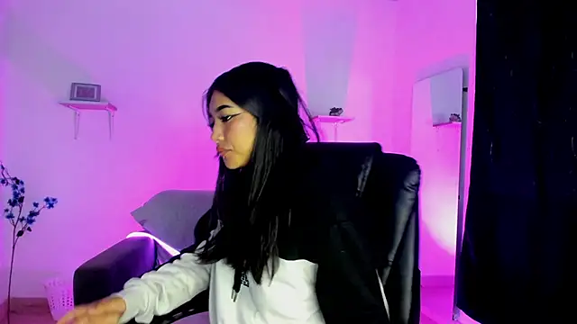 jaulyn 18 online show from 03/15/26, 11:16