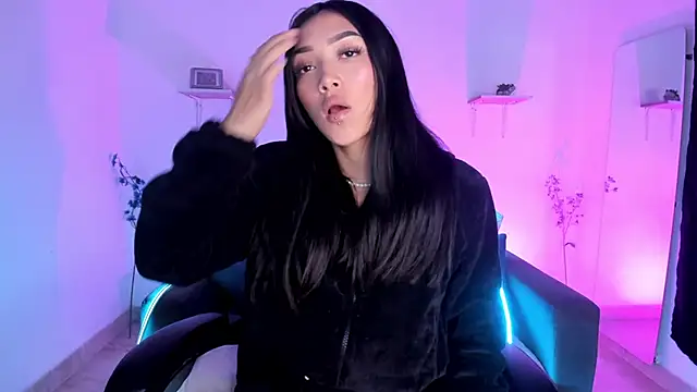 jaulyn 18 online show from 03/18/26, 01:58