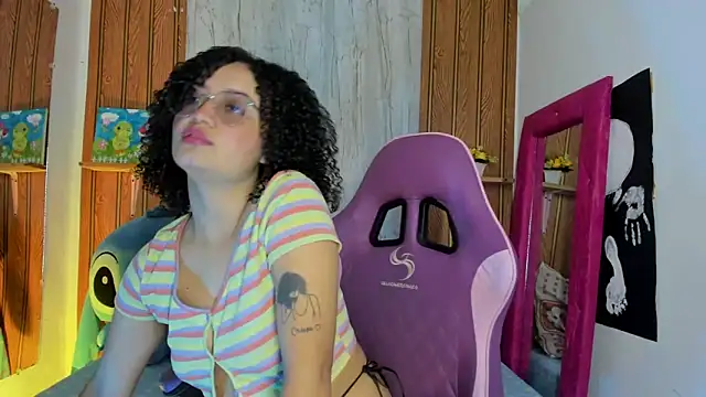 Snapshot of anita_west chatting on 02/26/26, 07:02 anita west online show from 02/26/26, 07:02