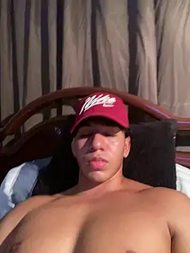 Alejandrososas online show from 05/22/26, 12:07