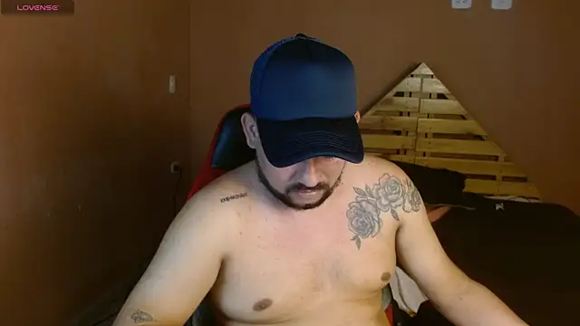 Snapshot of samdread chatting on 03/04/26, 12:27 samdread online show from 03/04/26, 12:27