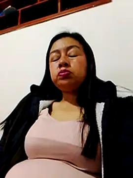 Snapshot of Samanta_gonzales chatting on 02/25/26, 06:17 Samanta gonzales online show from 02/25/26, 06:17