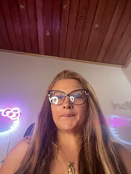 Alma Andrade online show from 04/08/26, 04:40