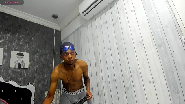 Snapshot of bray_1999 chatting on 02/27/26, 03:39 bray 1999 online show from 02/27/26, 03:39