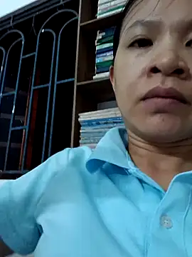 Snapshot of kieuqueen92 chatting on 03/03/26, 01:28 kieuqueen92 online show from 03/03/26, 01:28