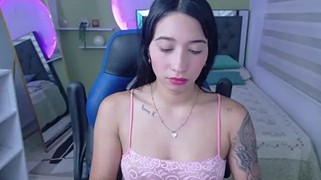 ivvoncute online show from 07/07/26, 02:25