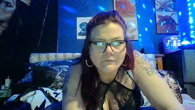 Snapshot of Sexymilf6992 chatting on 03/18/26, 01:42 Sexymilf6992 online show from 03/18/26, 01:42