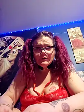 Snapshot of Sexymilf6992 chatting on 03/20/26, 06:07 Sexymilf6992 online show from 03/20/26, 06:07