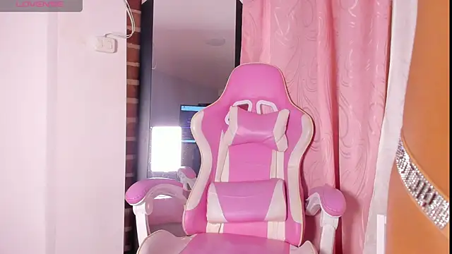 Snapshot of nicol_fury chatting on 02/27/26, 09:37 nicol fury online show from 02/27/26, 09:37