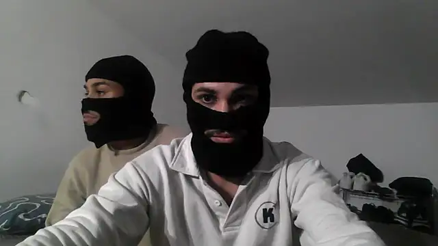 Snapshot of ptcasalprive chatting on 03/04/26, 01:11 ptcasalprive online show from 03/04/26, 01:11