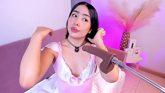 Snapshot of Valecute_ chatting on 06/16/26, 08:00 Valecute online show from 06/16/26, 08:00