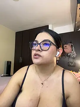 Ivy honey00 online show from 03/11/26, 07:09