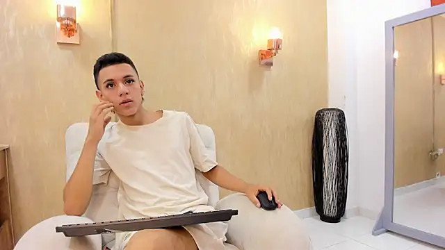 dominicjonnes online show from 04/13/26, 02:11