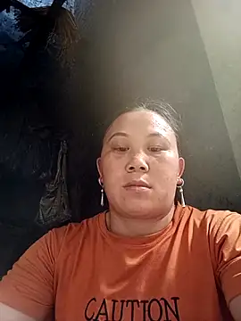 Snapshot of Dear_baby_ chatting on 02/28/26, 04:02 Dear baby online show from 02/28/26, 04:02