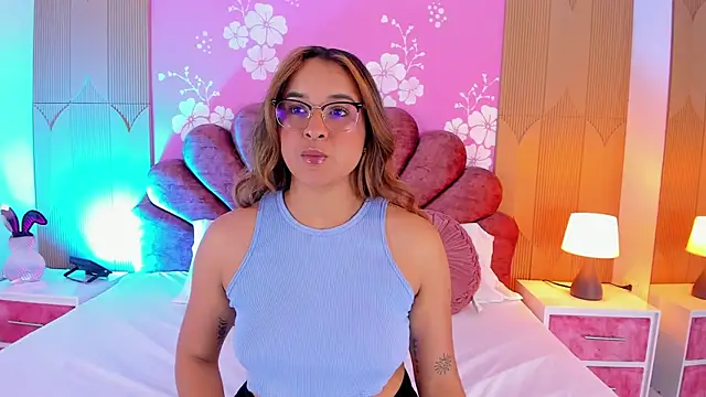 Snapshot of Sara_colyn chatting on 03/02/26, 09:10 Sara colyn online show from 03/02/26, 09:10