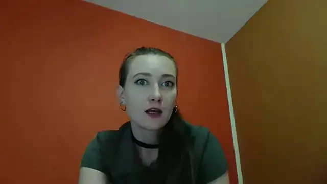 Snapshot of AnisaHotBody chatting on 02/20/26, 02:39 AnisaHotBody online show from 02/20/26, 02:39