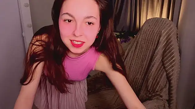 BellaThery online show from 03/27/26, 05:13