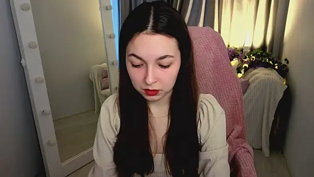 BellaThery online show from 04/02/26, 05:05