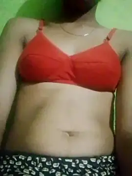 Snapshot of wifedesi7050 chatting on 05/22/26, 05:40 wifedesi7050 online show from 05/22/26, 05:40