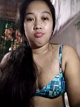 Snapshot of Radiant_smile chatting on 04/18/26, 03:10 Radiant smile online show from 04/18/26, 03:10