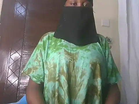 sweetchocolatey-puss online show from 02/21/26, 07:04