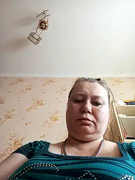 KiraStanton online show from 03/10/26, 11:37