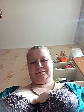 KiraStanton online show from 05/14/26, 02:13