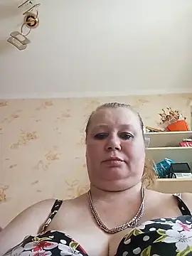 KiraStanton online show from 07/01/26, 11:01