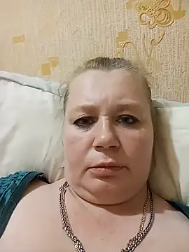 KiraStanton online show from 07/05/26, 12:28