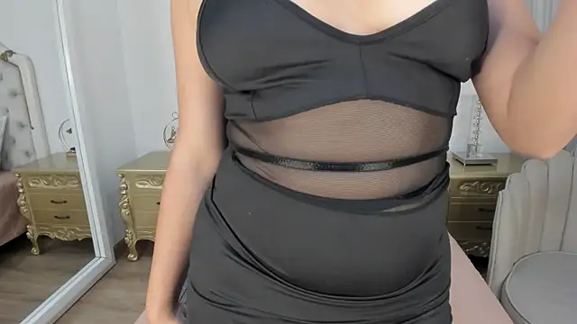 Snapshot of julietta_ross chatting on 03/04/26, 11:49 julietta ross online show from 03/04/26, 11:49