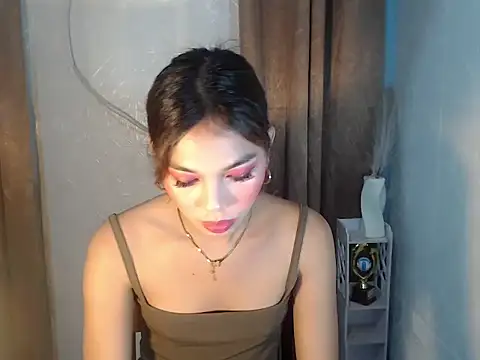 Snapshot of SeductiveTSMistress chatting on 06/11/26, 02:15 SeductiveTSMistress online show from 06/11/26, 02:15