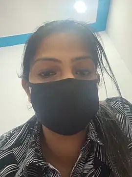 Daisy-Pandey online show from 03/10/26, 08:41