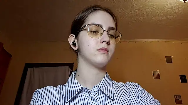 Katelemon online show from 04/06/26, 02:29