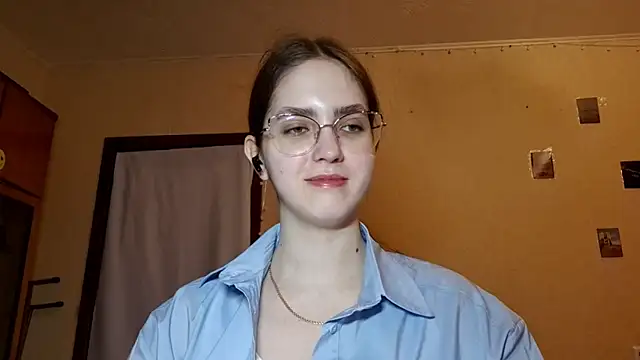 Katelemon online show from 04/11/26, 11:25