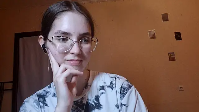 Katelemon online show from 05/20/26, 02:34