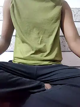 Snapshot of thewoofyguy chatting on 04/03/26, 05:11 thewoofyguy online show from 04/03/26, 05:11