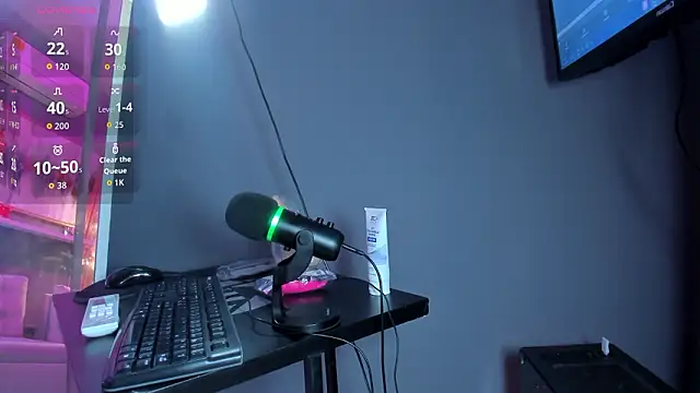 Snapshot of janinne_lu chatting on 02/28/26, 11:11 janinne lu online show from 02/28/26, 11:11