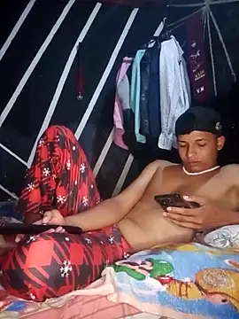 zeus23cm1 online show from 03/05/26, 02:13