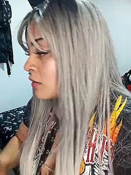 Snapshot of RubyCastellanos_XXXX chatting on 03/04/26, 02:06 RubyCastellanos XXXX online show from 03/04/26, 02:06