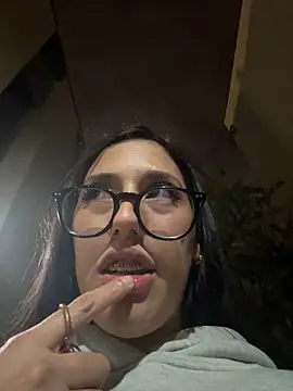 Snapshot of susi_chimm chatting on 02/27/26, 02:33 susi chimm online show from 02/27/26, 02:33