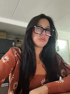 susi chimm online show from 03/16/26, 01:33