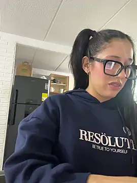 susi chimm online show from 03/25/26, 01:55