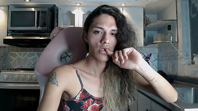 CrisOzzz online show from 03/02/26, 08:48