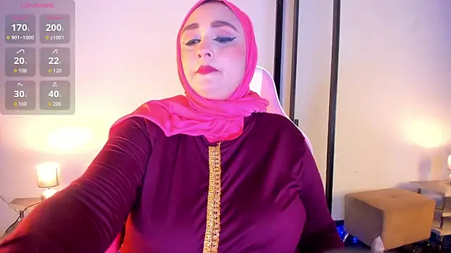 HijabiMilff online show from 05/16/26, 02:38