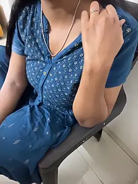 Queenlipx online show from 02/20/26, 08:09