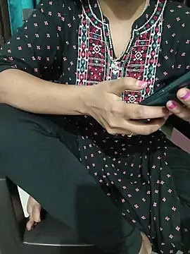 Queenlipx online show from 03/16/26, 03:05