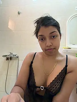 Snapshot of sessy_grl chatting on 02/23/26, 12:13 sessy grl online show from 02/23/26, 12:13