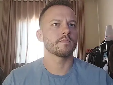 amanteloiro online show from 04/29/26, 06:14