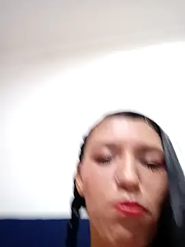 sandy 11  online show from 04/10/26, 01:22