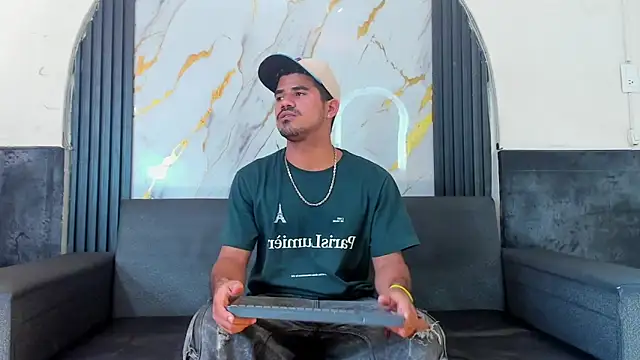 Latins on fire online show from 04/18/26, 07:29